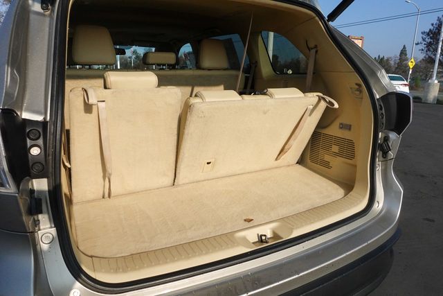 used 2015 Toyota Highlander car, priced at $15,955