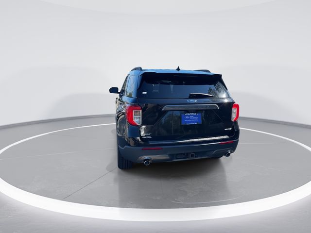 Used 2022 Black Ford XLT image 6