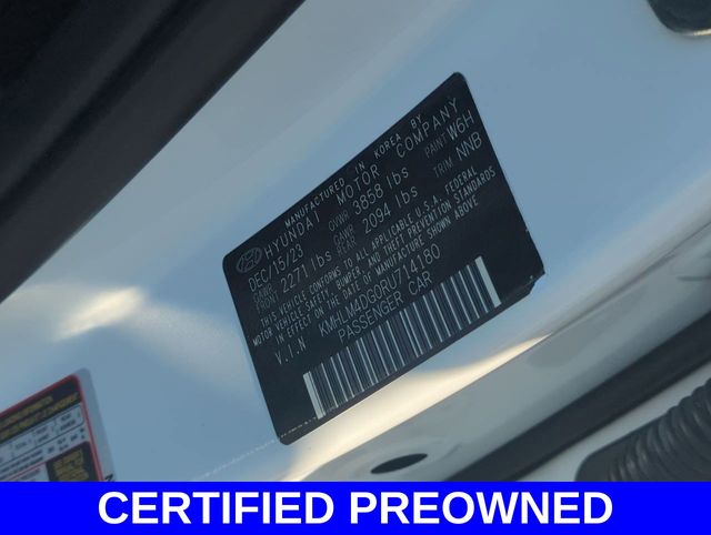 2024 Hyundai Elantra SEL photo
