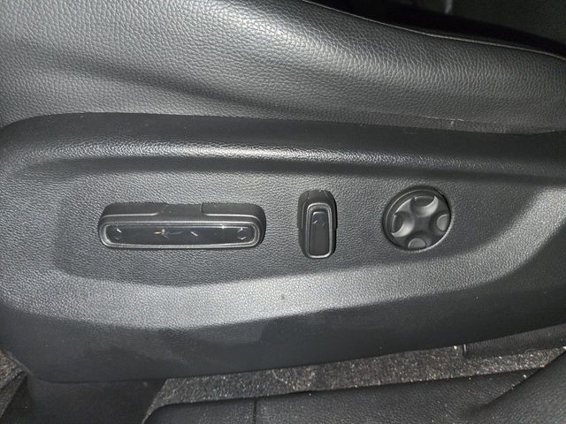 Used 2025 Honda Odyssey Van