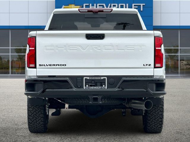 2025 Chevrolet Silverado 2500HD LTZ 6