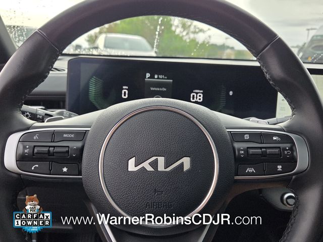 Used 2025 Black Kia GT image 25