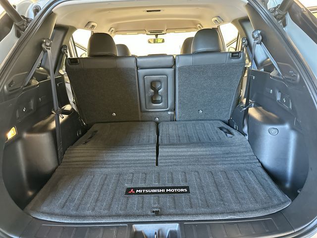 2022 Mitsubishi Outlander SE Silver at Honda North