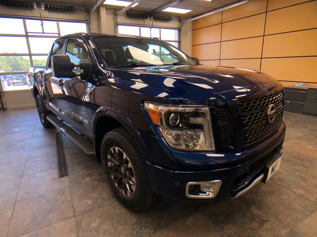 Deep Blue Pearl 2018 Nissan Titan Pickup Truck Four-Wheel Drive 7-Speed Automatic