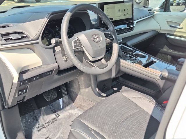 Used 2025 Toyota Sienna Van