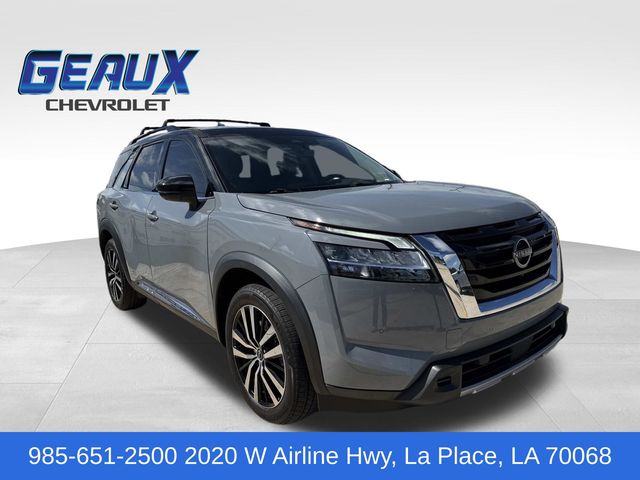 Solid Gray/Super Black 2023 Nissan Pathfinder SUV / Crossover All-Wheel Drive 9-Speed Automatic