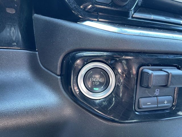 Used 2024 Chevrolet Silverado 2500HD For Sale in Livonia, MI