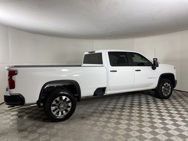 2025 Chevrolet Silverado 2500HD Custom 6