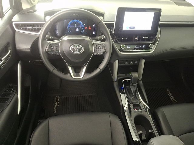 Used 2025 Toyota Corolla Cross SUV