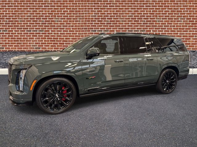 New 2026 Green Cadillac V-Series image 2