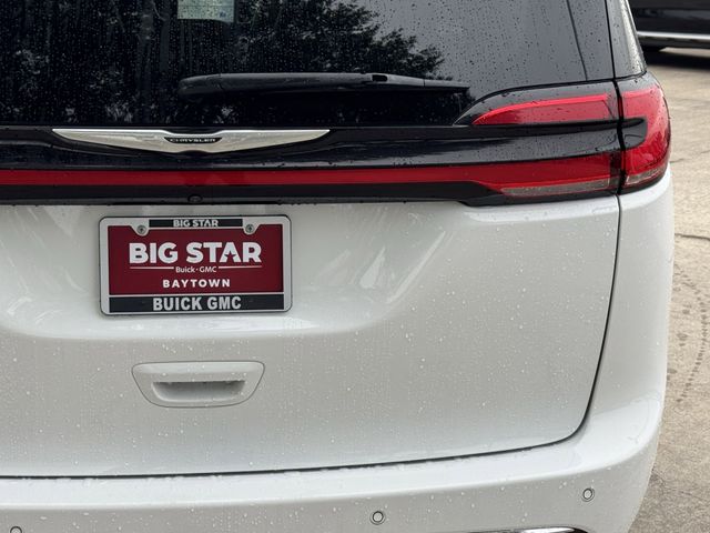2024 Chrysler Pacifica Touring L White at Community Honda