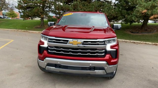 2023 Chevrolet Silverado 1500 LTZ 3