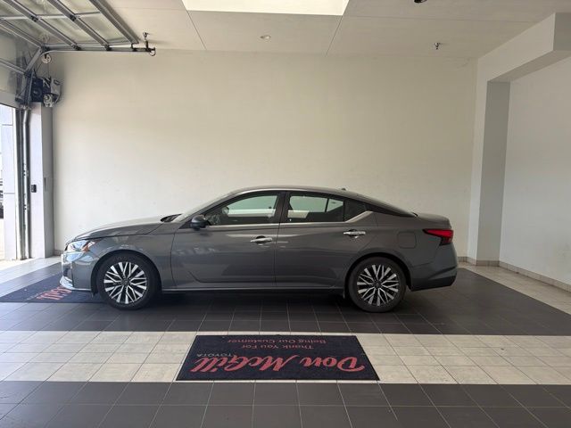 2025 Nissan Altima 2.5 SV Gray at Durrett Motor Company