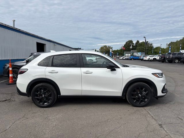 Platinum White Pearl 2025 Honda HR-V SUV / Crossover All-Wheel Drive Continuously Variable Transmission