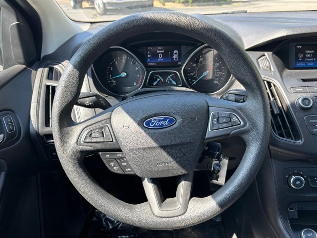 2015 Ford Focus SE photo