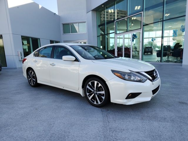 2016 Nissan Altima 2.5 SR 1