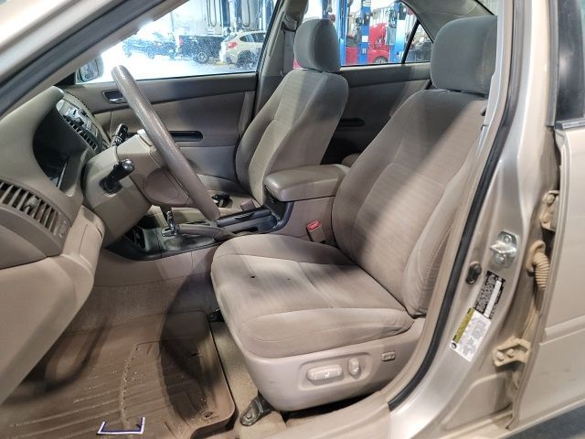 2006 Champagne Toyota Camry LE FWD Sedan