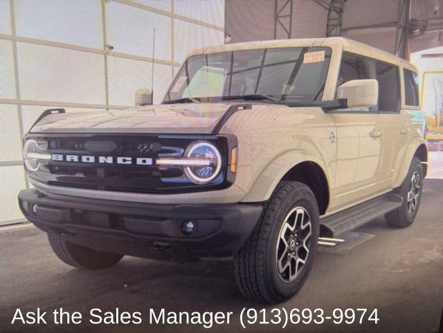 2025 Ford Bronco Outer Banks