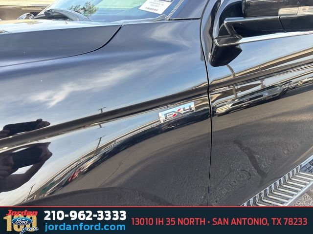 Used Car 2019 Ford Expedition  Xlt For Sale Under $25,000 In San Antonio, Texas