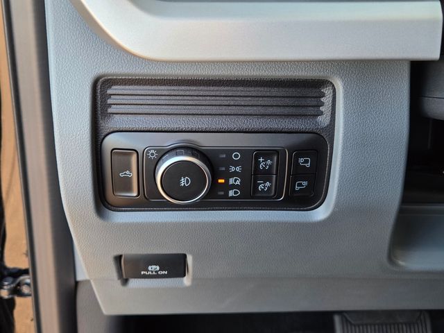 New 2026 Ford Super Duty F-350 Regular Cab 8' Box XLT