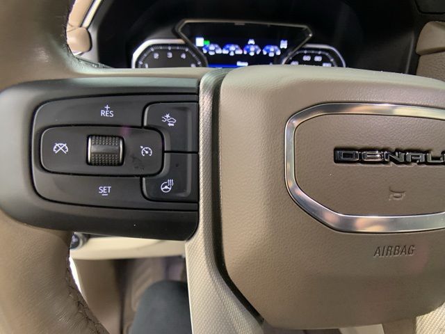 2021 GMC Yukon Denali 16