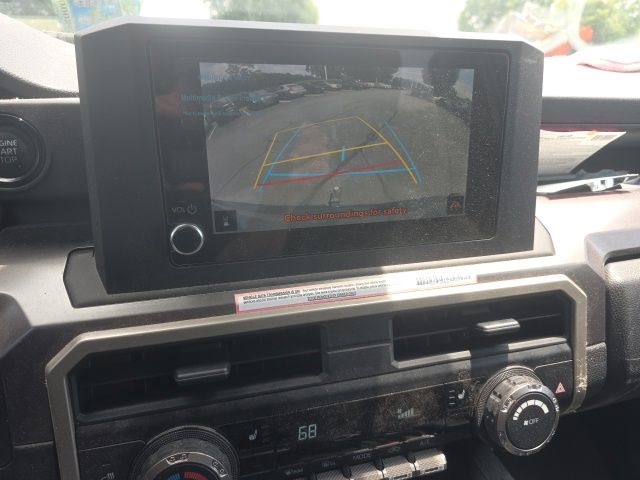 2024 Toyota Tacoma SR5 - Photo 13
