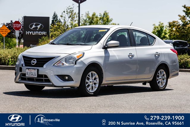 Brilliant Silver Metallic 2018 Nissan Versa Sedan Front-Wheel Drive Continuously Variable Transmission