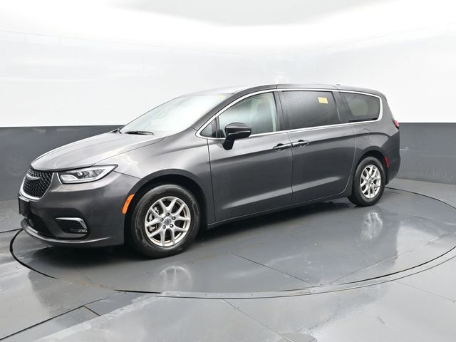 Gray (Granite Crystal Metallic Clearcoat) 2023 Chrysler Pacifica Touring L FWD Minivan Front-Wheel Drive 9-Speed Automatic