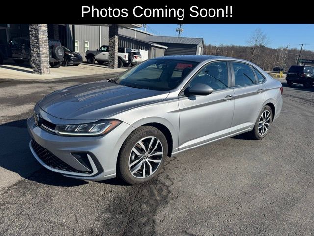 2025 Volkswagen Jetta SE FWD