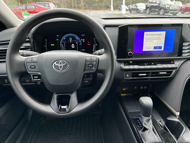 2025 Toyota Camry LE 7