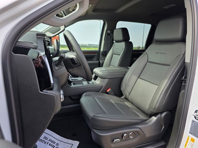 2026 GMC Sierra 3500HD Denali