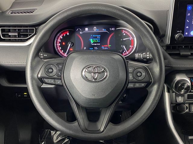 2024 Toyota RAV4 XLE photo