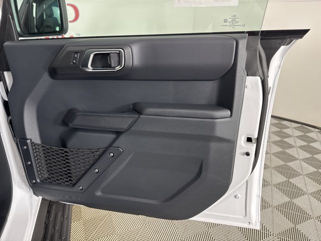 2025 Oxford White Ford Bronco Outer Banks 4X4 SUV