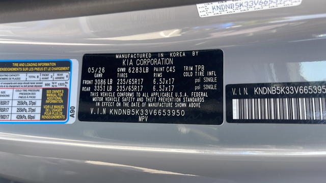 New 2027 Silver Kia LXS image 30