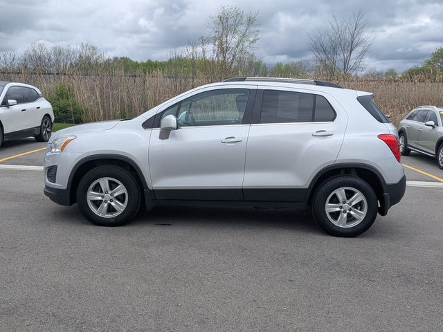 2016 Chevrolet Trax - Image 2