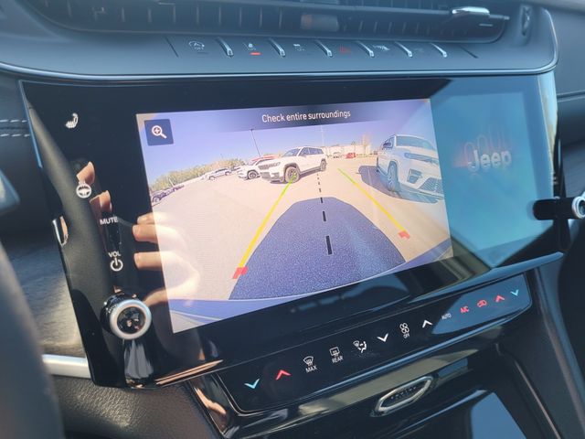 New 2026 Silver Jeep Laredo image 31