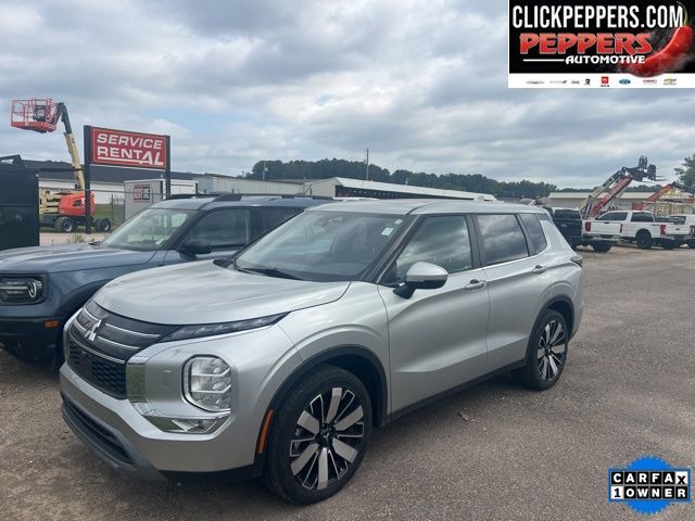 Alloy Silver Metallic 2025 Mitsubishi Outlander SUV / Crossover Front-Wheel Drive Continuously Variable Transmission