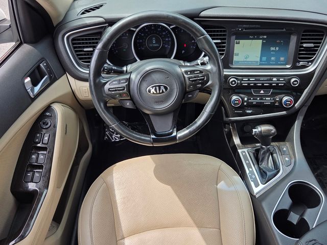 Used 2015 White Kia EX image 14