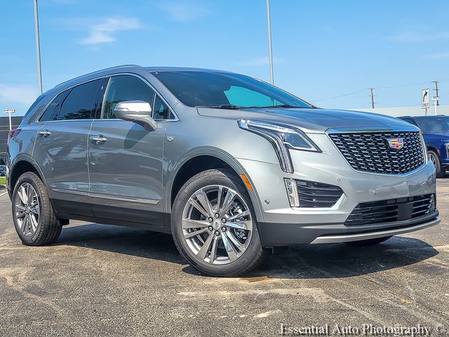 Argent Silver Metallic 2026 Cadillac XT5 SUV / Crossover Four-Wheel Drive 9-Speed Automatic