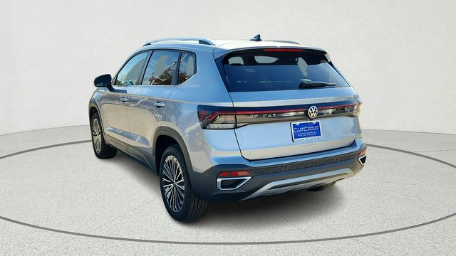 2025 Volkswagen Taos