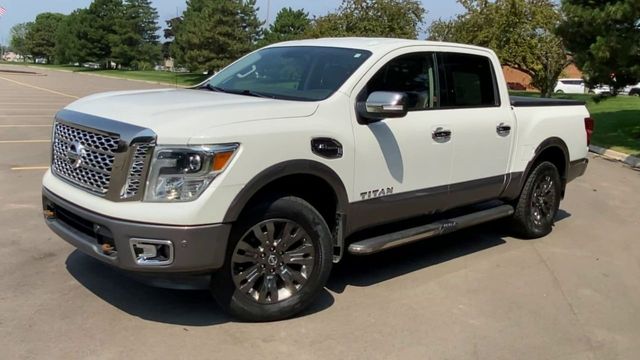 2017 Nissan Titan Platinum Reserve 4