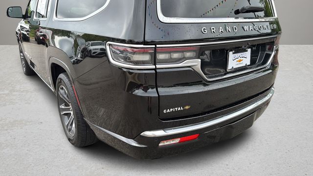 Used 2024 Black Jeep Base image 41