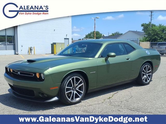 F8 Green 2021 Dodge Challenger Coupe Rear-Wheel Drive 8-Speed Automatic