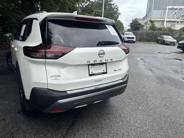 Used 2023 White Nissan SL image 36