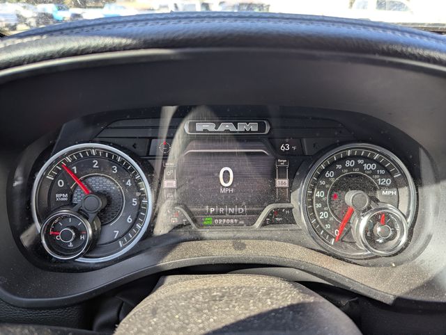 2023 Diamond Black Crystal Pearlcoat Ram 1500 Laramie 4X4 Truck