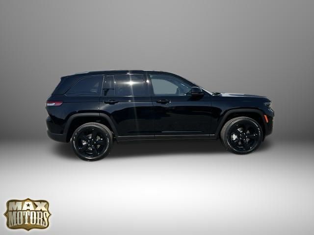 2025 Jeep Grand Cherokee Limited 9