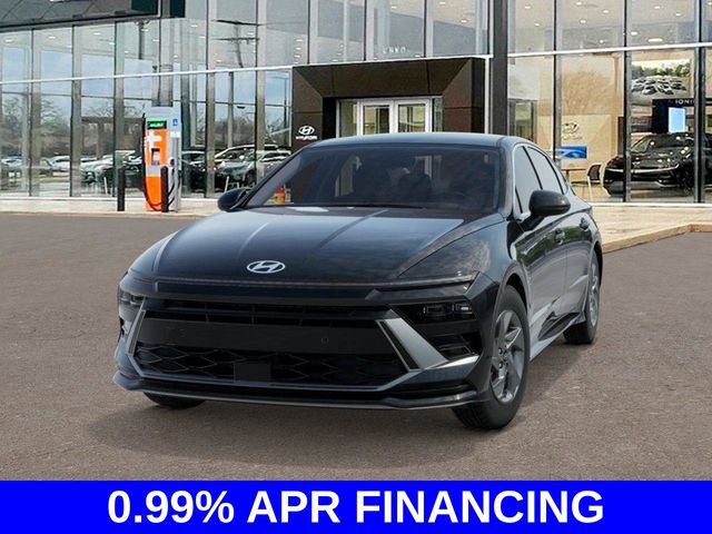 New 2026 Black Hyundai SE image 7