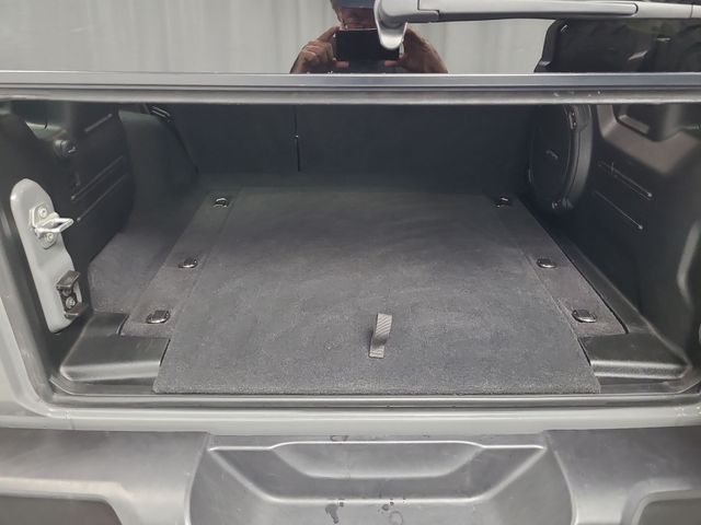 2023 – Jeep – Wrangler
