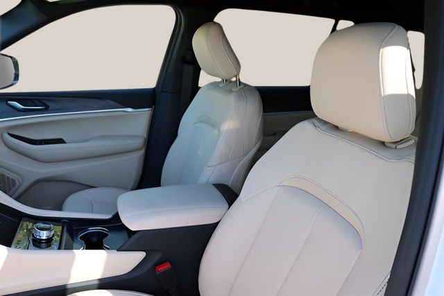 New Car 2025 Jeep Grand Cherokee L  Limited For Sale Under $40,000 In Austin, Texas