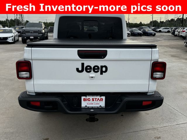 2024 Jeep Gladiator Sport White at DeMontrond Auto Country